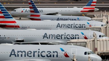 أمريكان إيرلاينز ؛ شركات الطيران الأمريكية ؛ الطيران الأمريكى ؛ الطيران الأمريكي ؛ الولايات المتحدة الأمريكية