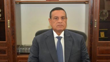 وزير التنمية المحلية هشام آمنة