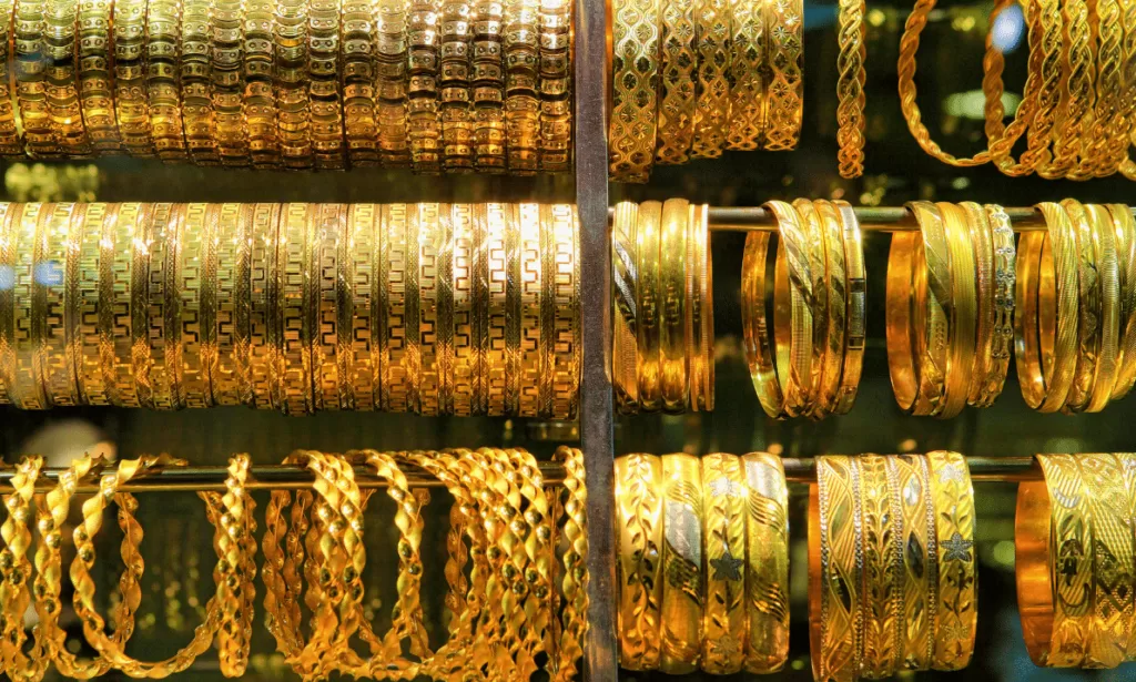 الذهب ؛ أسعار الذهب ؛ المشغولات الذهبية ؛ صناعة الذهب