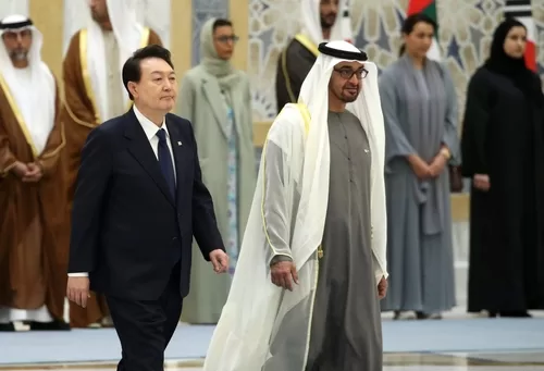 الإمارات تعتزم استثمار 30 مليار دولار في كوريا الجنوبية
