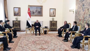 "السيسي" يؤكد موقف مصر الثابت لاستعادة أمن الدول التي تعاني من أزمات بالمنطقة