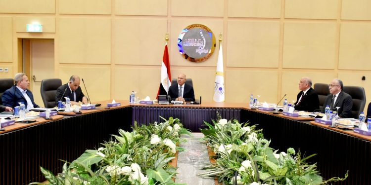 وزير النقل يترأس الجمعية العامة العادية لـ"المصرية لإدارة وتشغيل المترو"